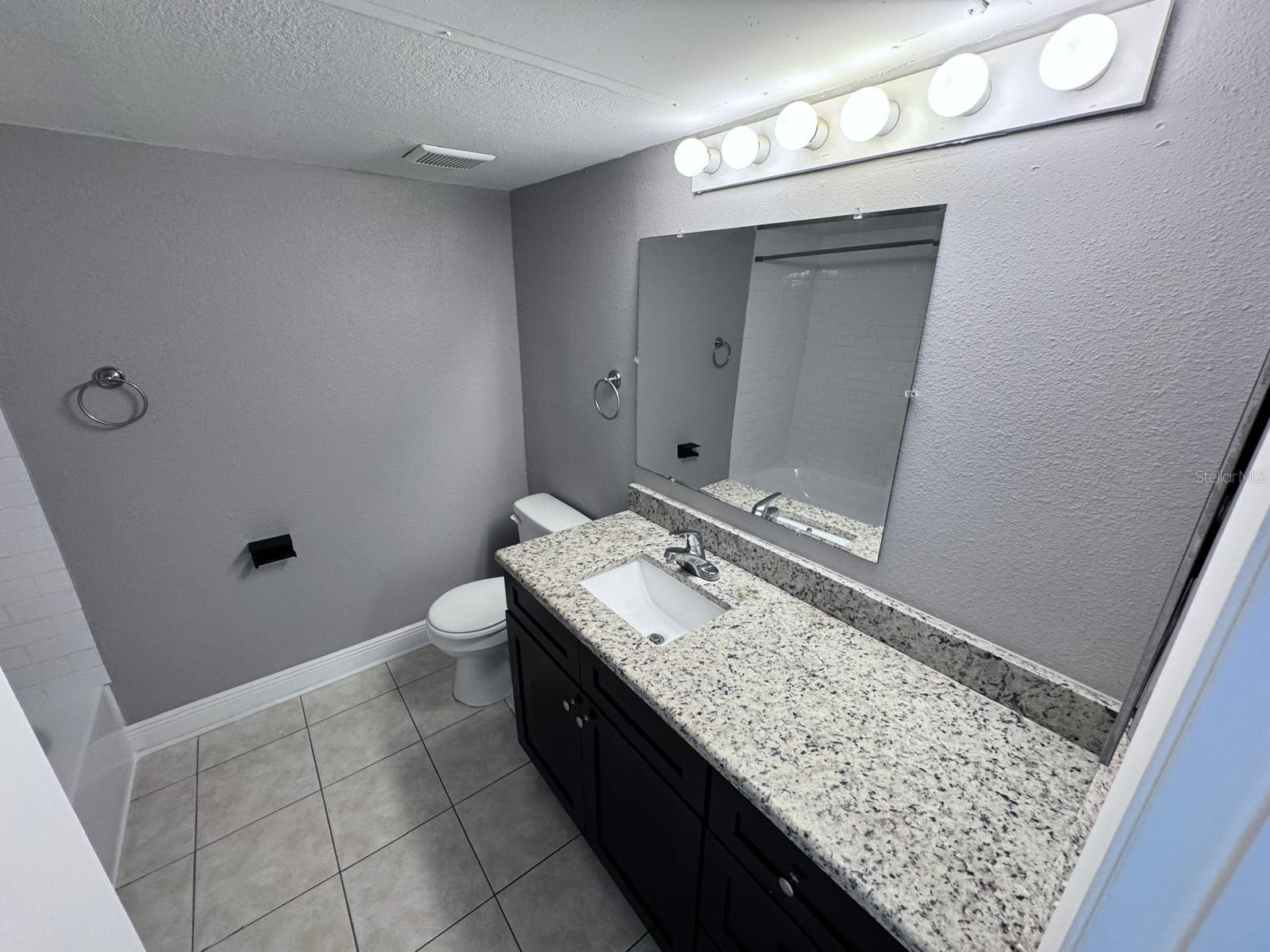 PLAZA/MILLENIUM - Residential Lease