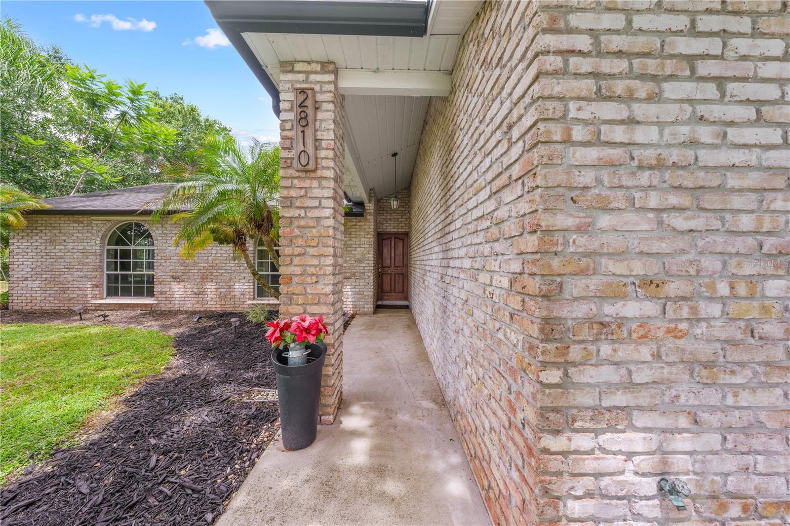 2810 WINDSONG LANE