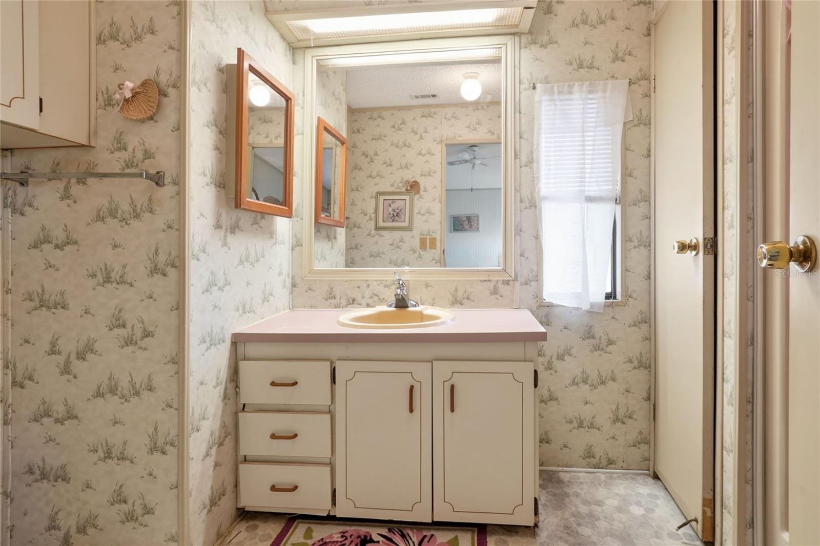 BROOKHAVEN VILLAGE FIRST ADD - Residential