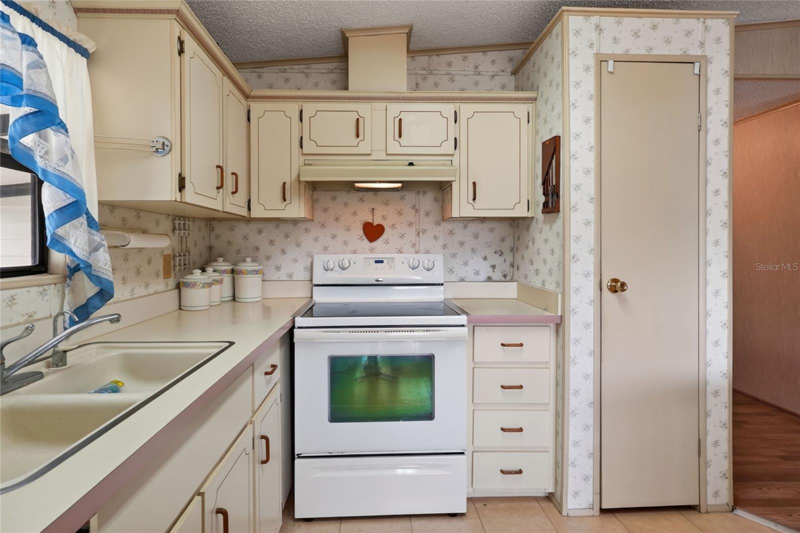 BROOKHAVEN VILLAGE FIRST ADD - Residential