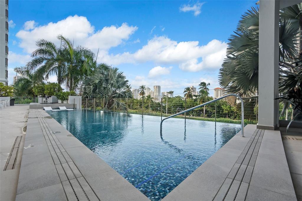 COSMOPOLITAN - Residential