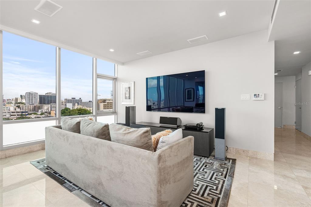 COSMOPOLITAN - Residential