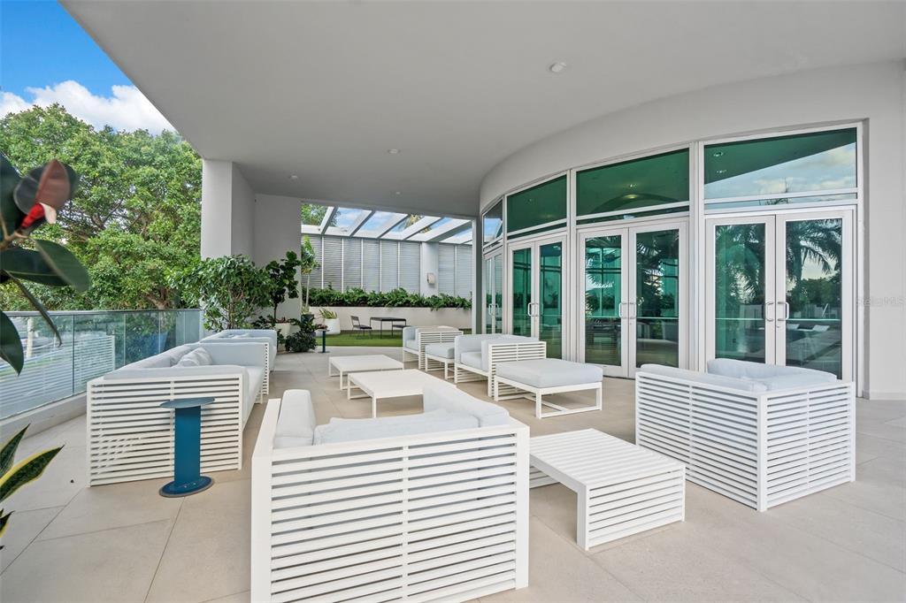 COSMOPOLITAN - Residential