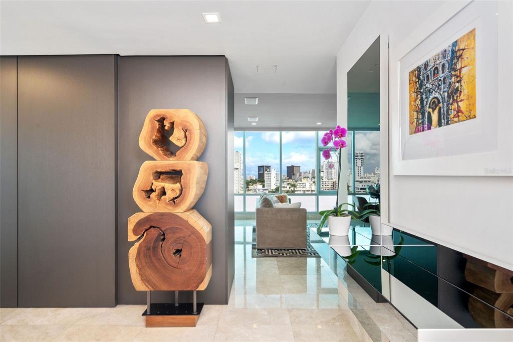 COSMOPOLITAN - Residential