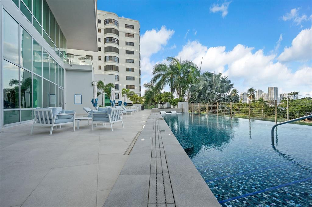 COSMOPOLITAN - Residential