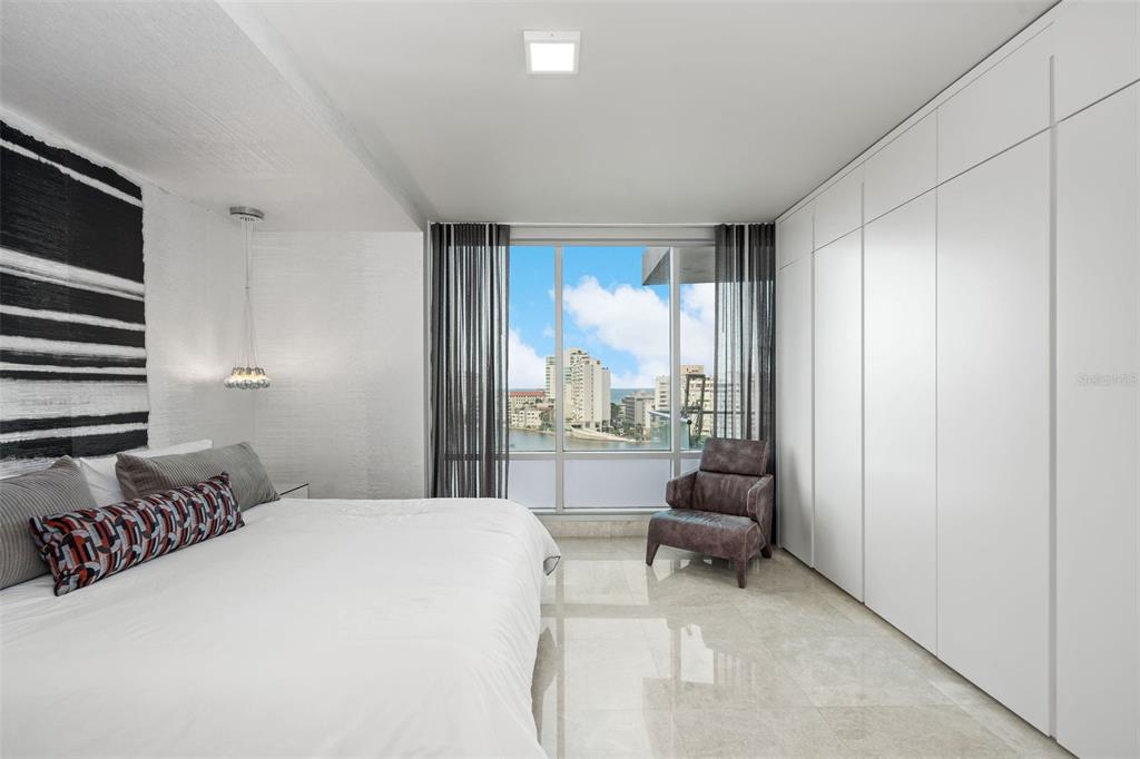 COSMOPOLITAN - Residential