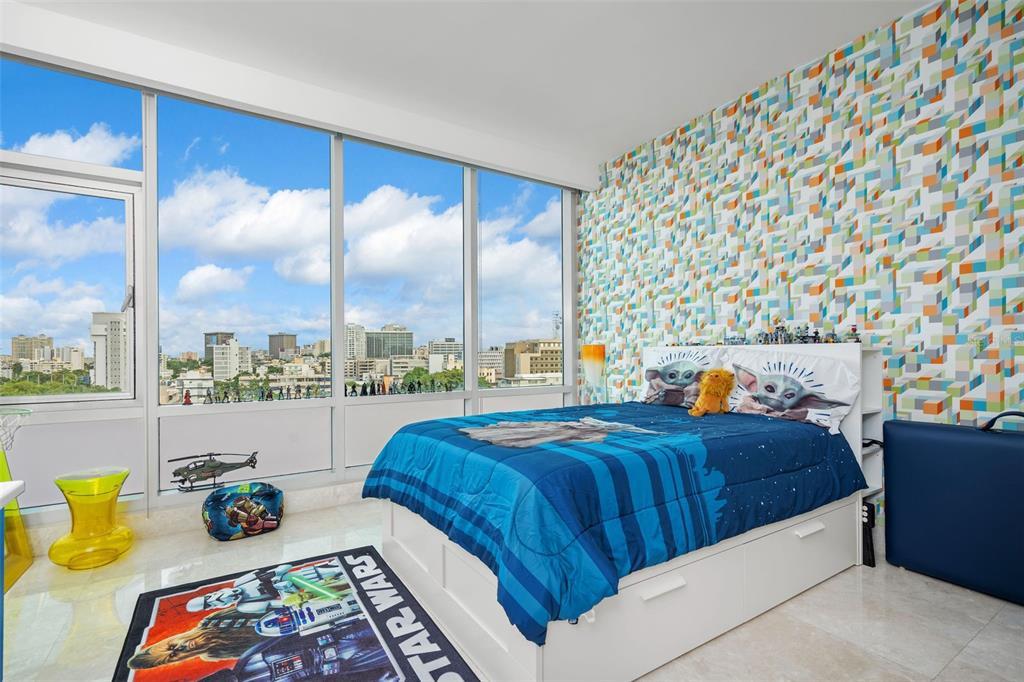 COSMOPOLITAN - Residential