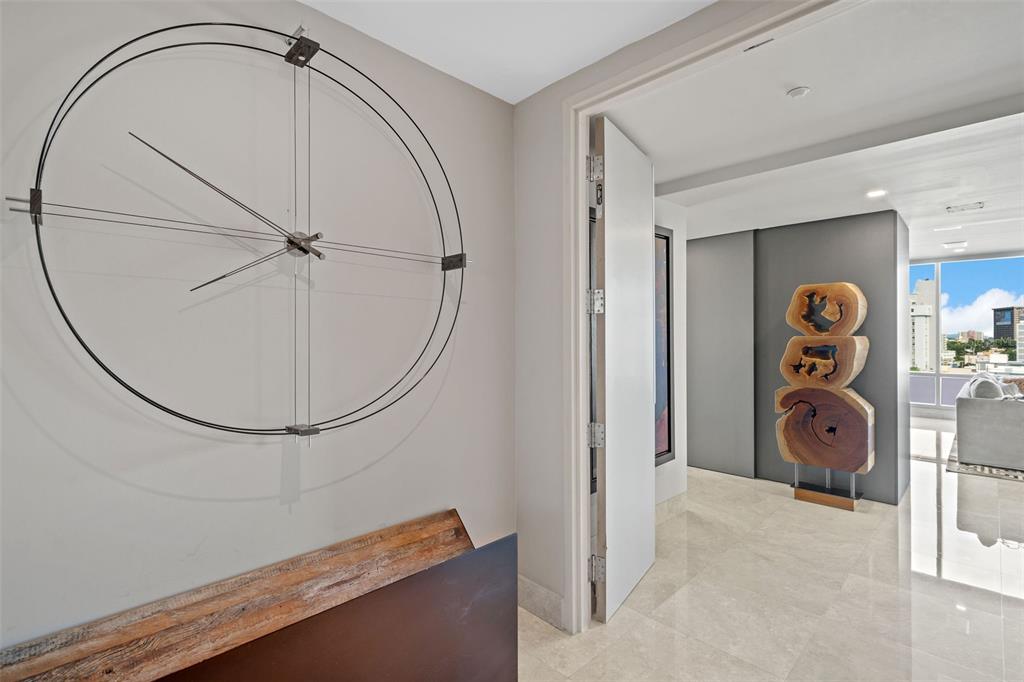 COSMOPOLITAN - Residential