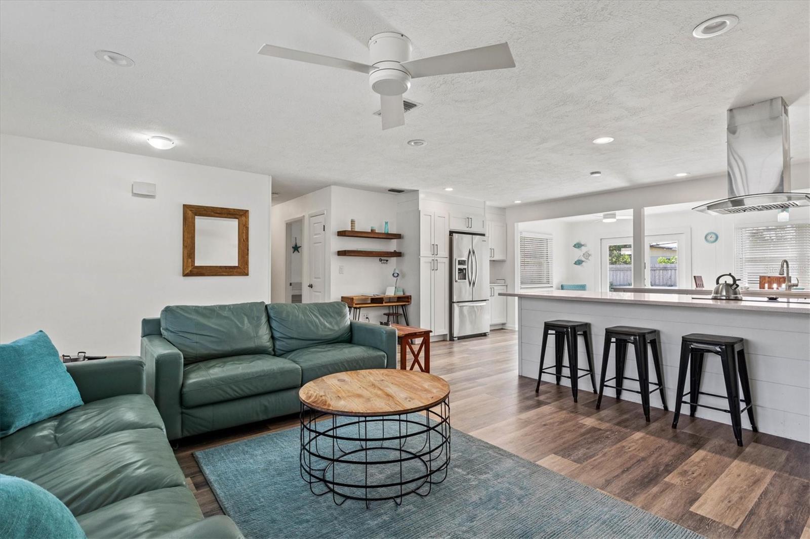 SOUTH GATE - Residential Lease