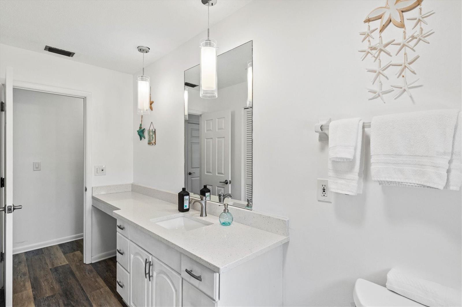 SOUTH GATE - Residential Lease