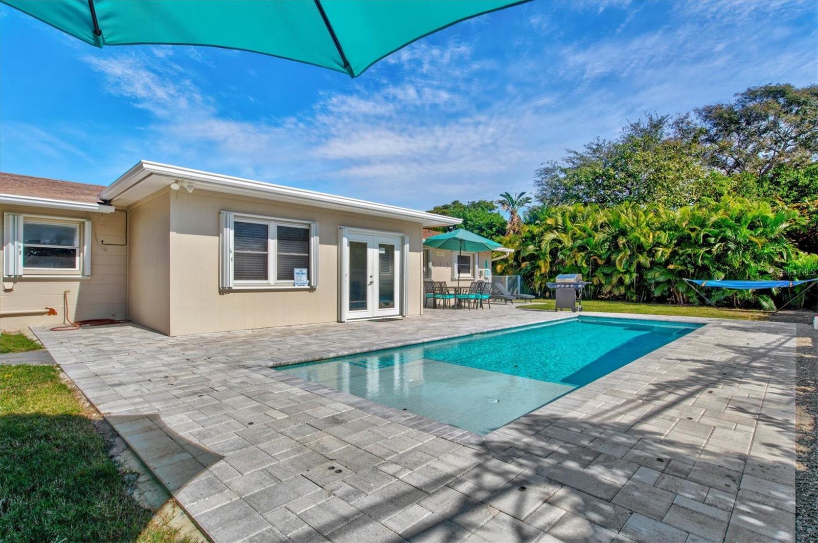 SOUTH GATE - Residential Lease