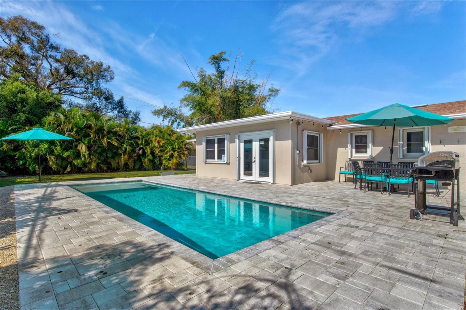 SOUTH GATE - Residential Lease