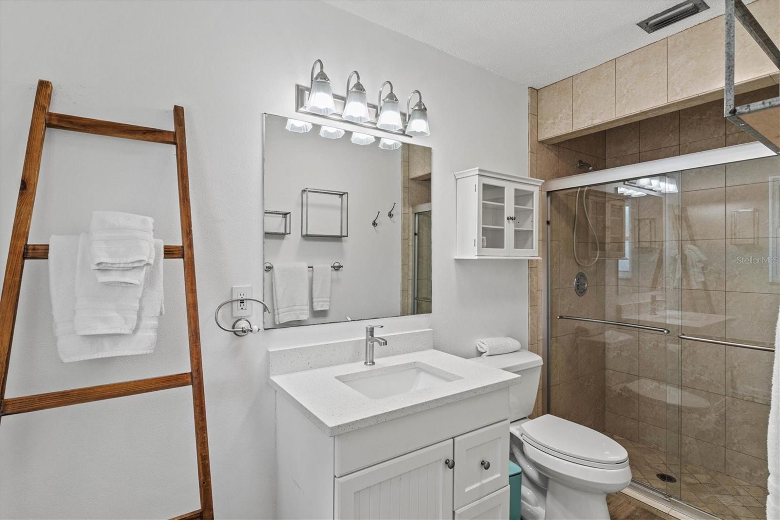 SOUTH GATE - Residential Lease