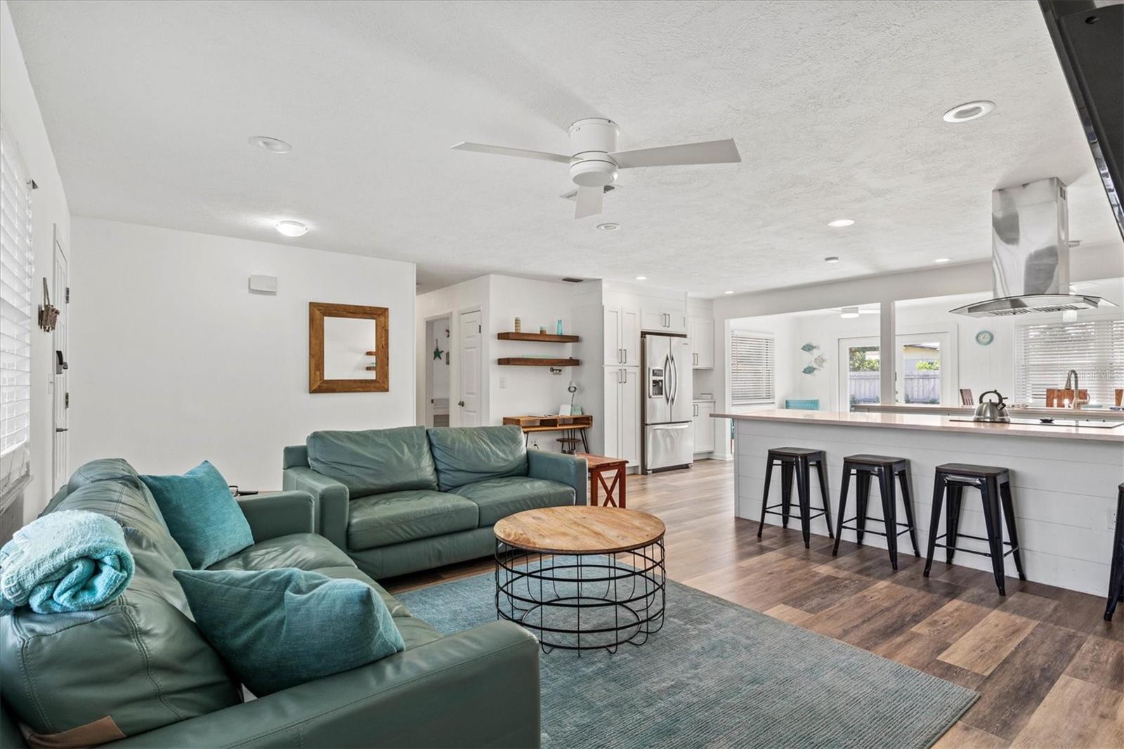 SOUTH GATE - Residential Lease