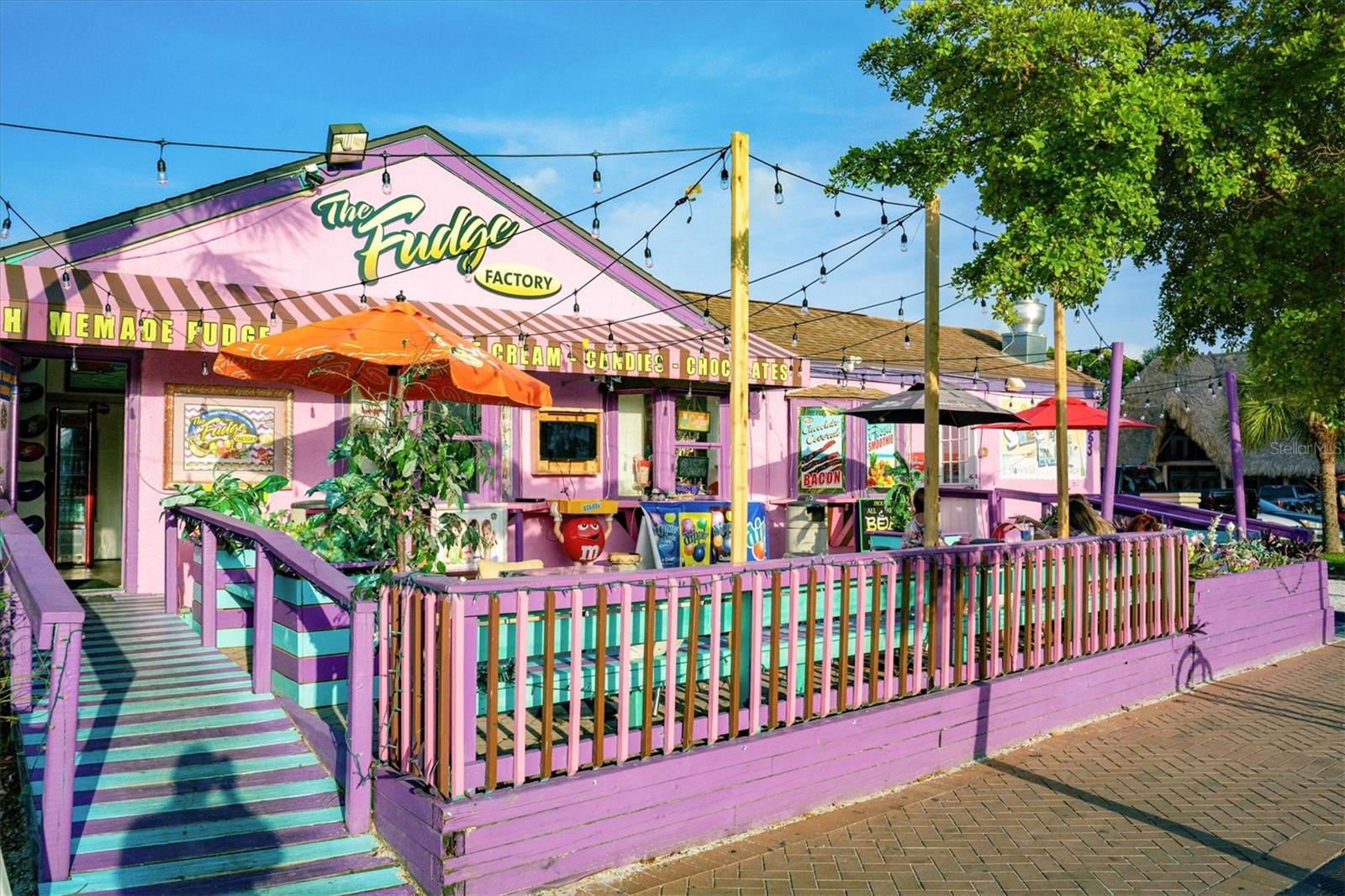 SOUTH GATE - Residential Lease