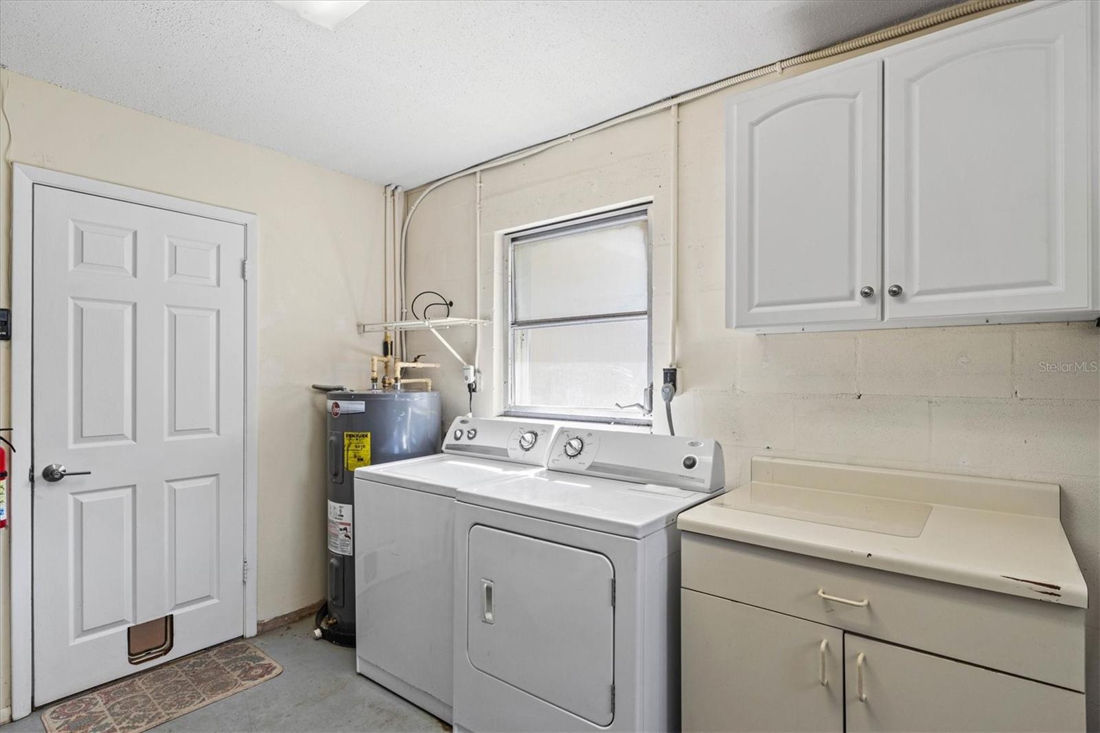 SOUTH GATE - Residential Lease