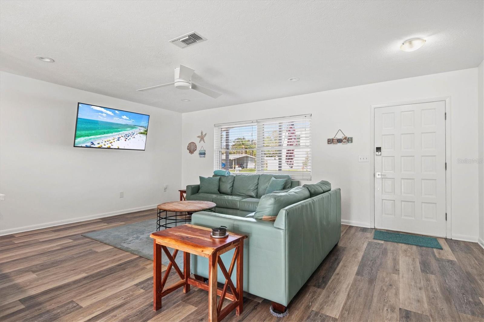 SOUTH GATE - Residential Lease