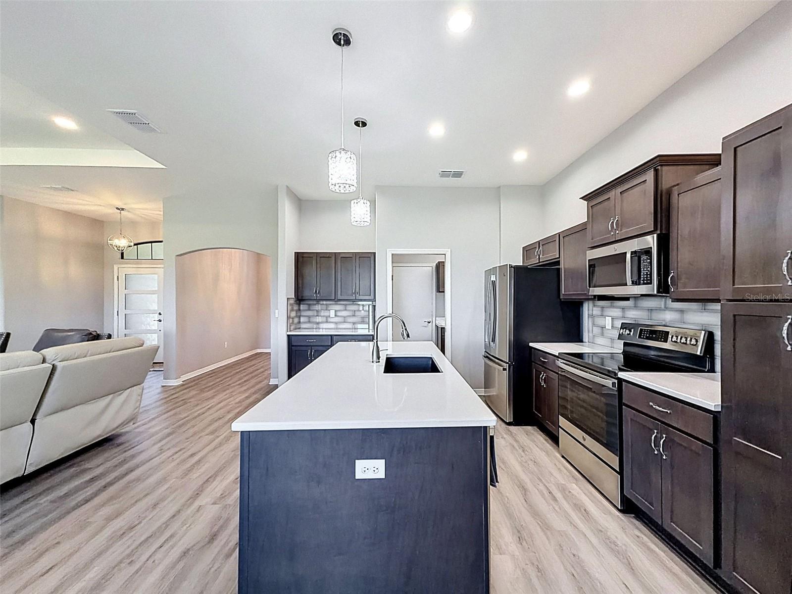 CLEARVIEW ESTATES - Residential