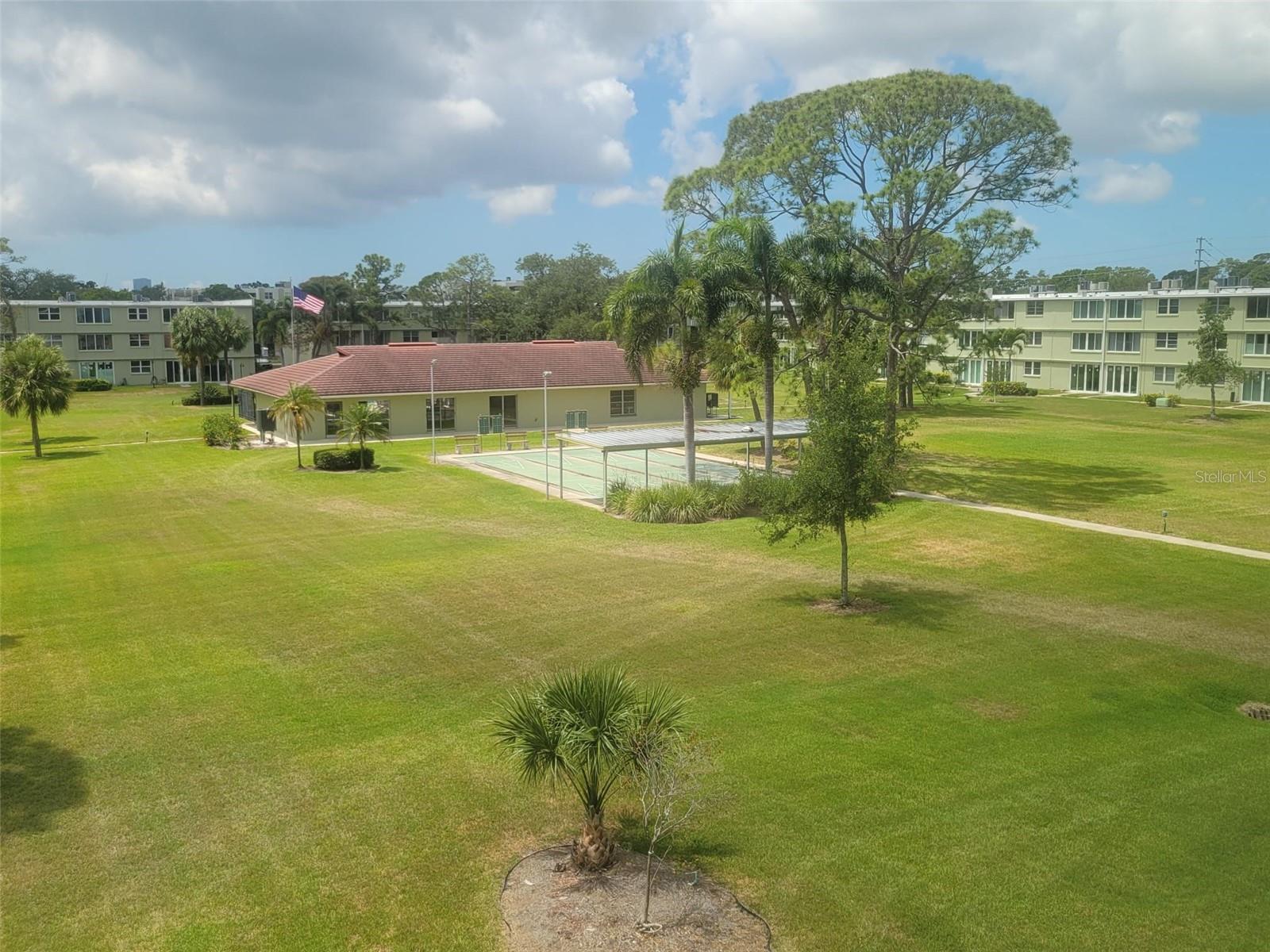 WINSTON PARK NORTHEAST - Residential