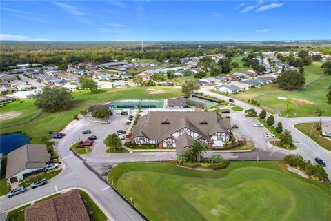 A home in LAKELAND