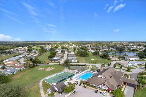 A home in LAKELAND