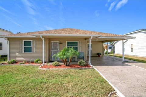 A home in LAKELAND