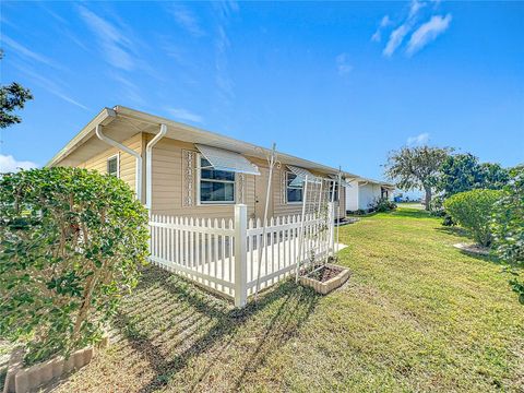 A home in LAKELAND