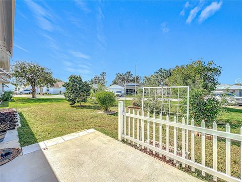 A home in LAKELAND