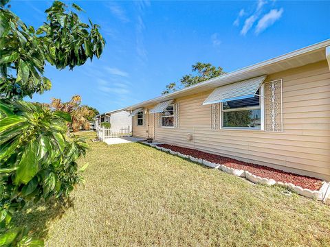 A home in LAKELAND