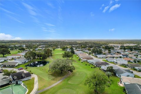 A home in LAKELAND