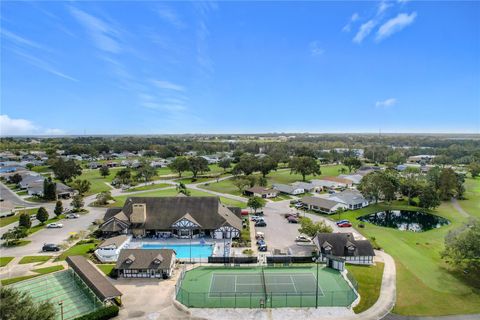 A home in LAKELAND