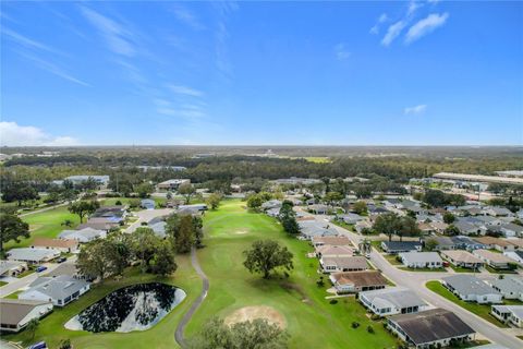 A home in LAKELAND