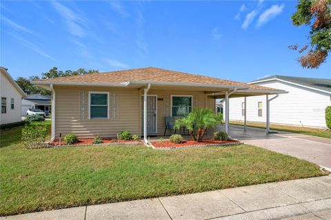 A home in LAKELAND