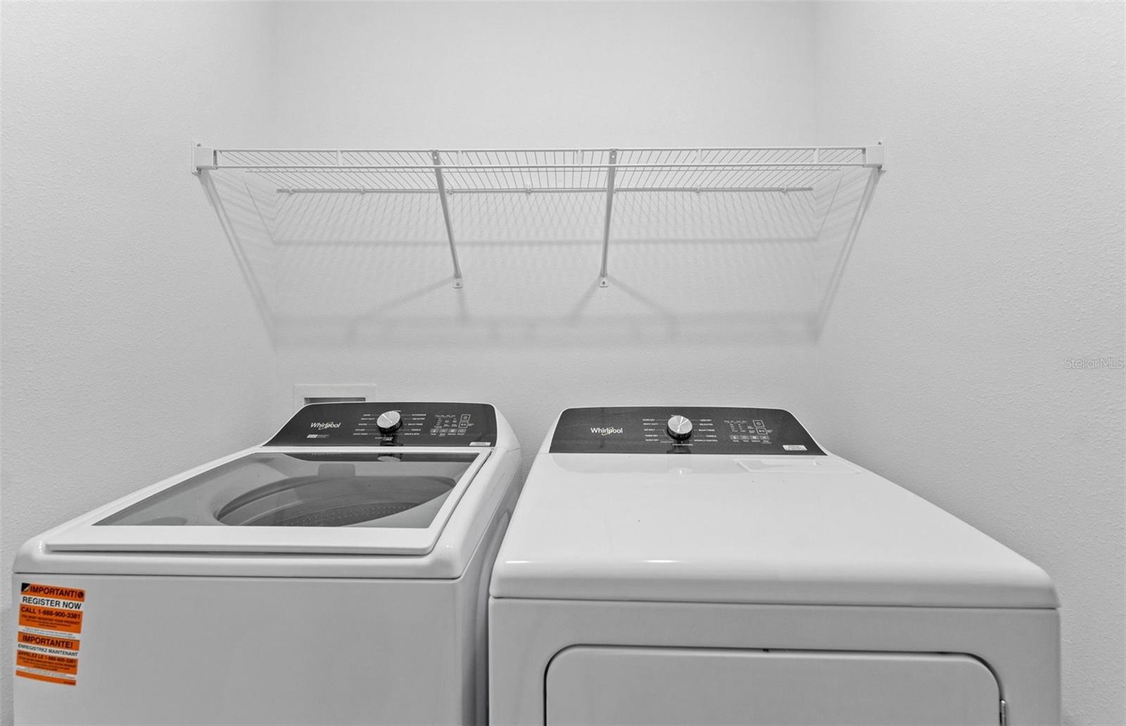 OAKFIELD LAKES - Residential