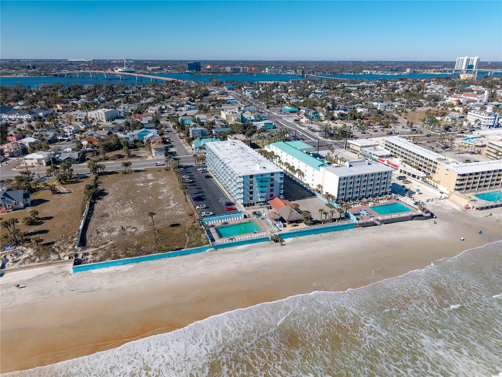 FOUNTAIN BEACH RESORT CONDO - Residential