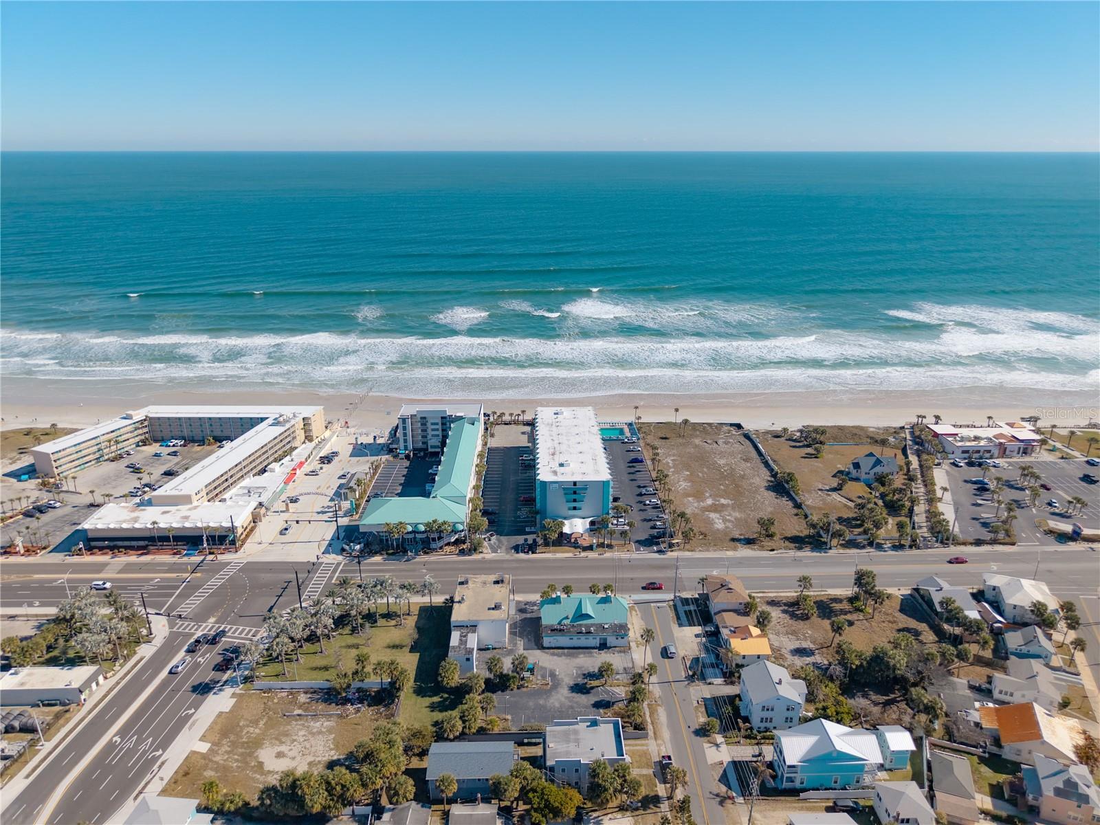 FOUNTAIN BEACH RESORT CONDO - Residential