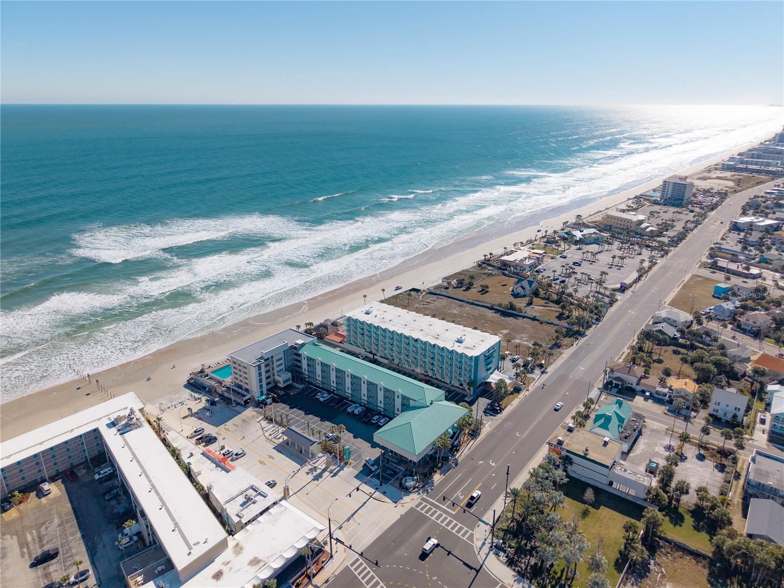 FOUNTAIN BEACH RESORT CONDO - Residential