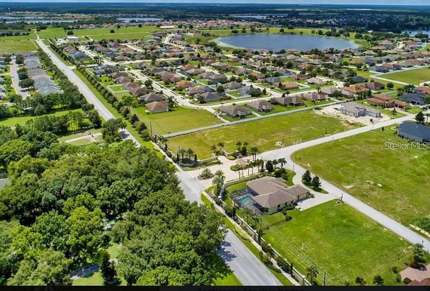 EMERALD PALMS - Land