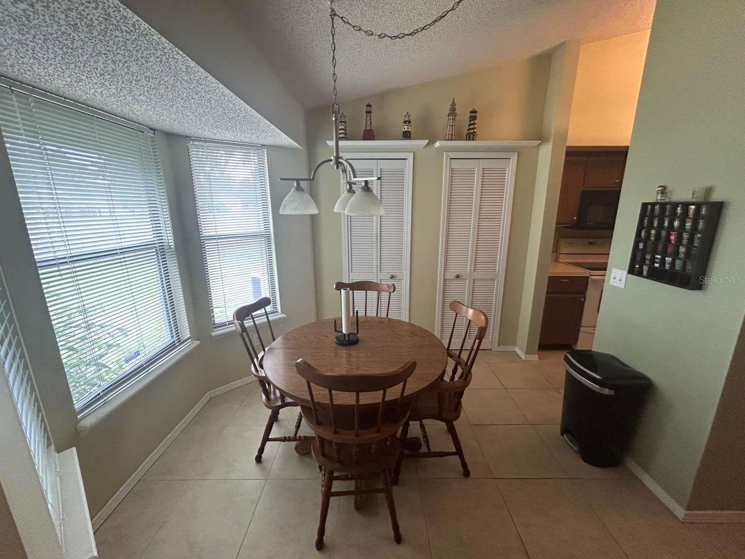 657 RADNOR LANE