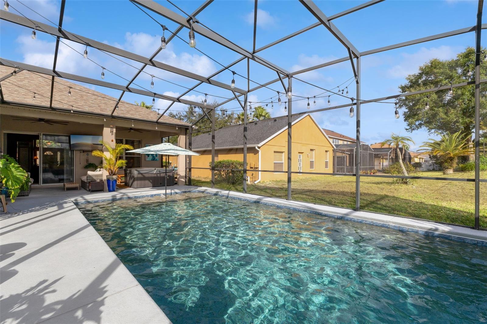 BRENTWOOD CLUB - Residential