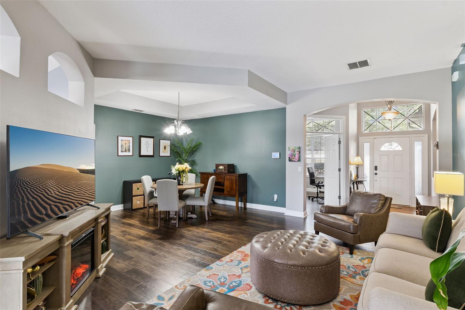 BRENTWOOD CLUB - Residential