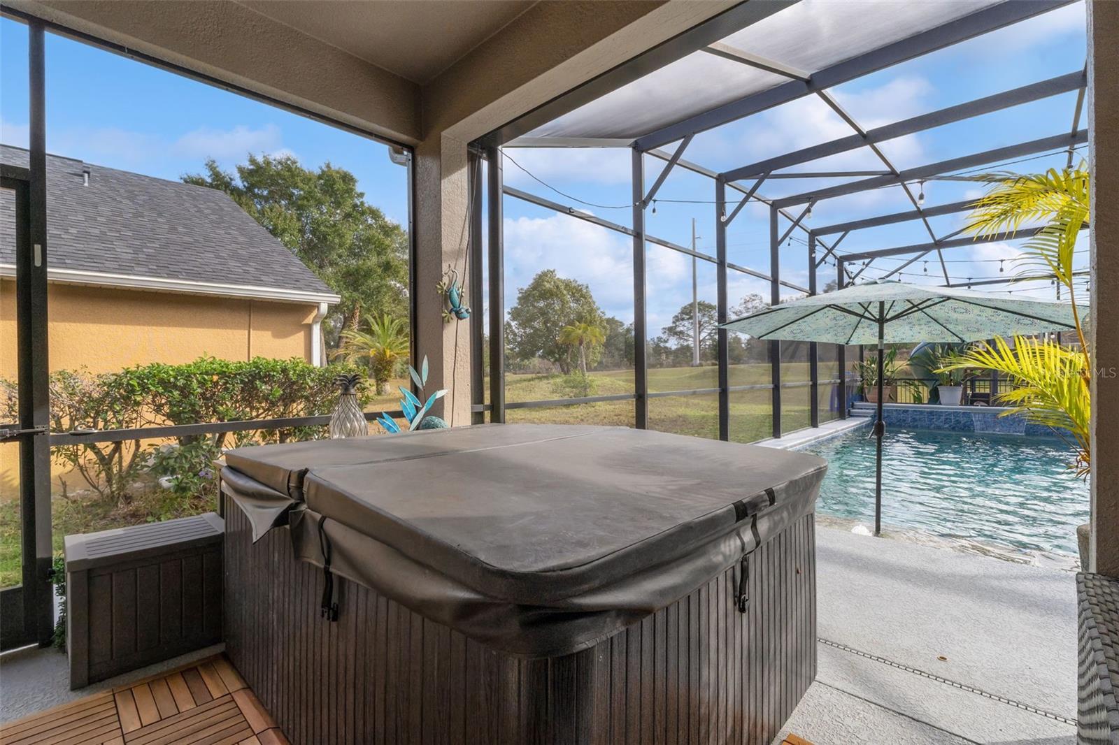 BRENTWOOD CLUB - Residential