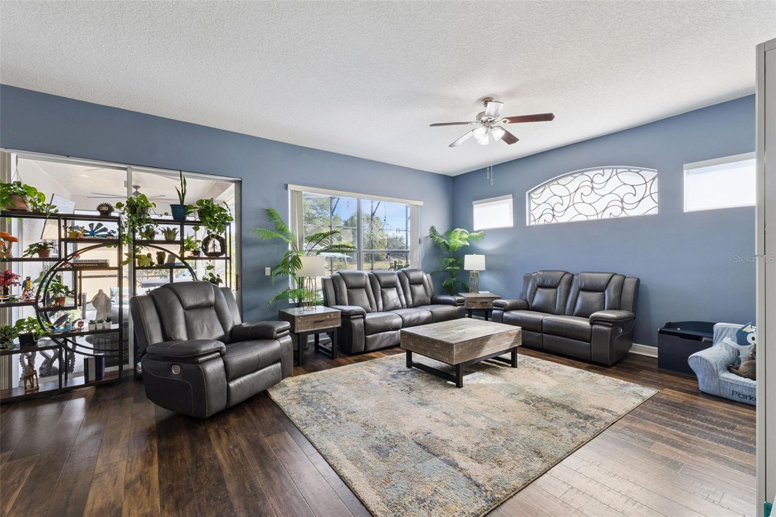 BRENTWOOD CLUB - Residential