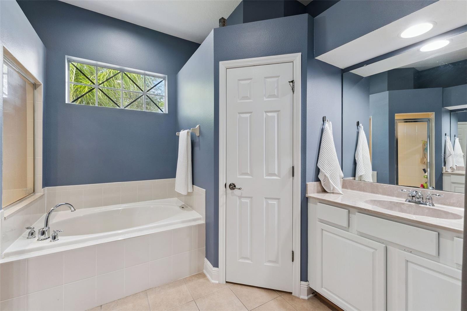 BRENTWOOD CLUB - Residential