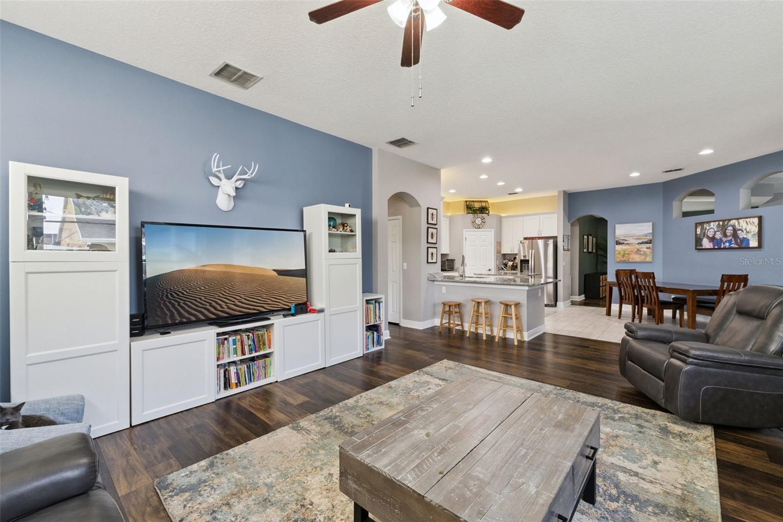 BRENTWOOD CLUB - Residential