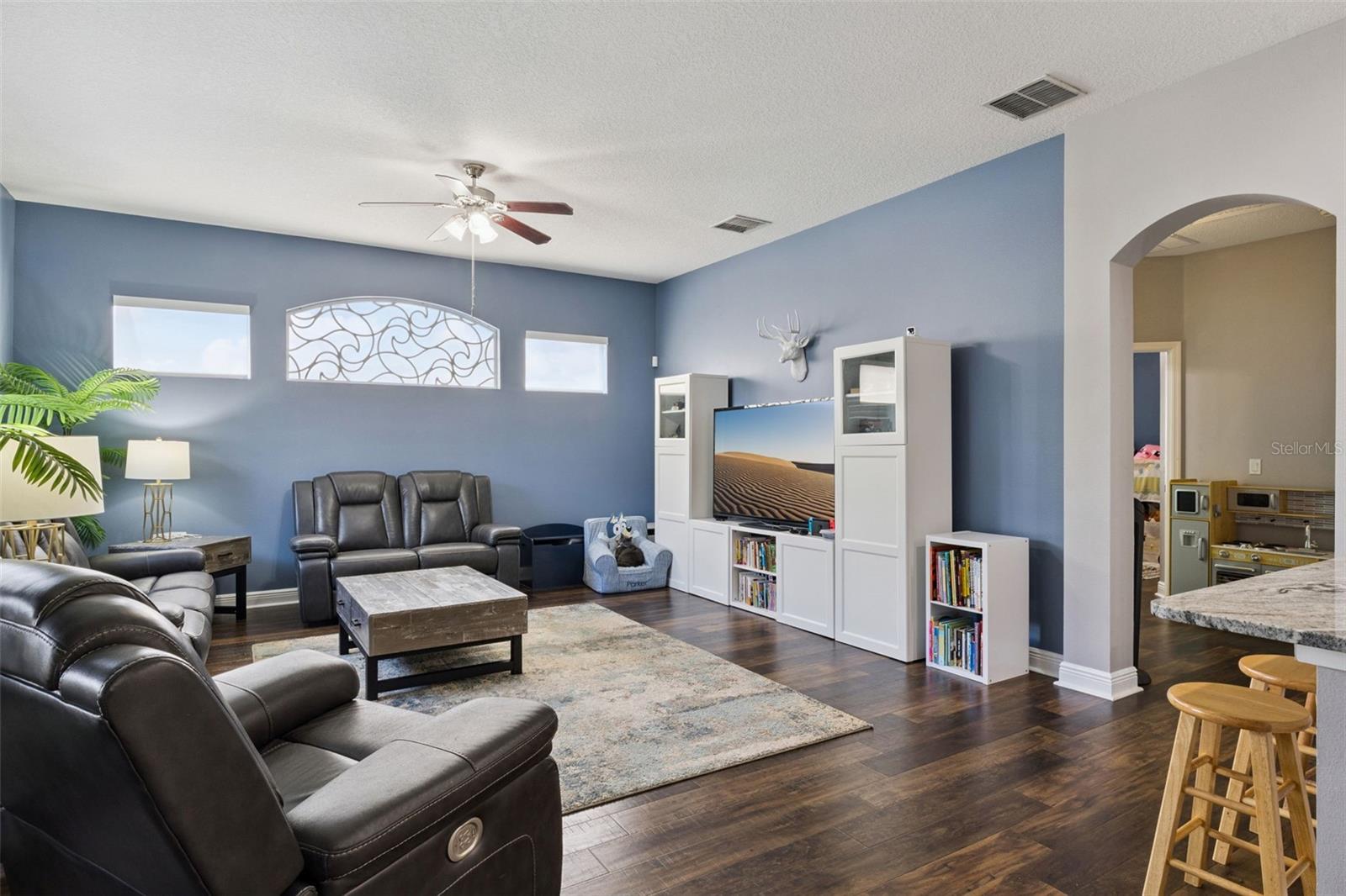 BRENTWOOD CLUB - Residential