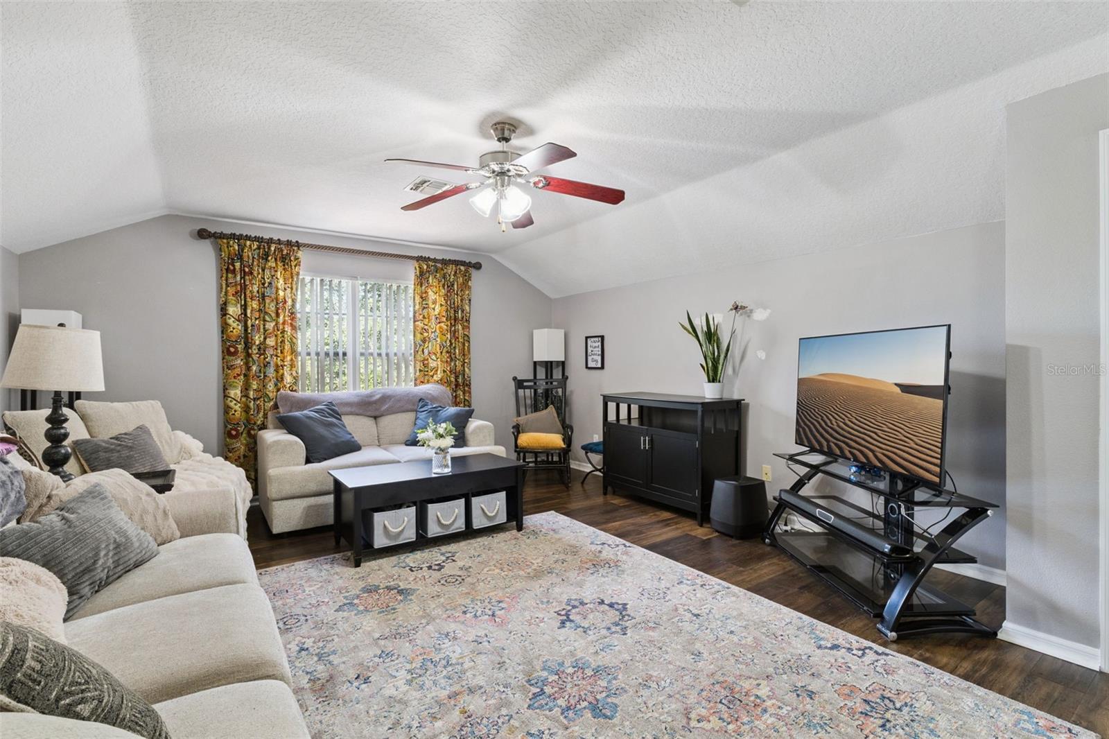 BRENTWOOD CLUB - Residential