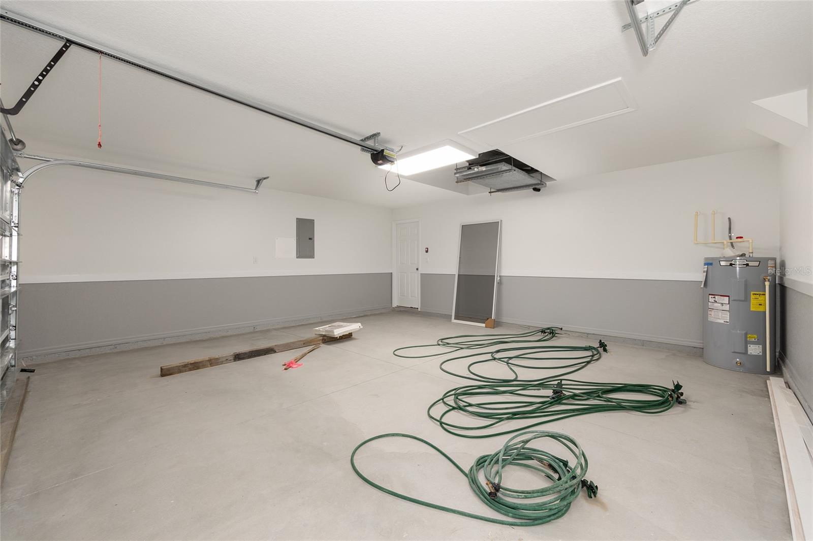 SILVER SPGS SHORES UN 19 - Residential