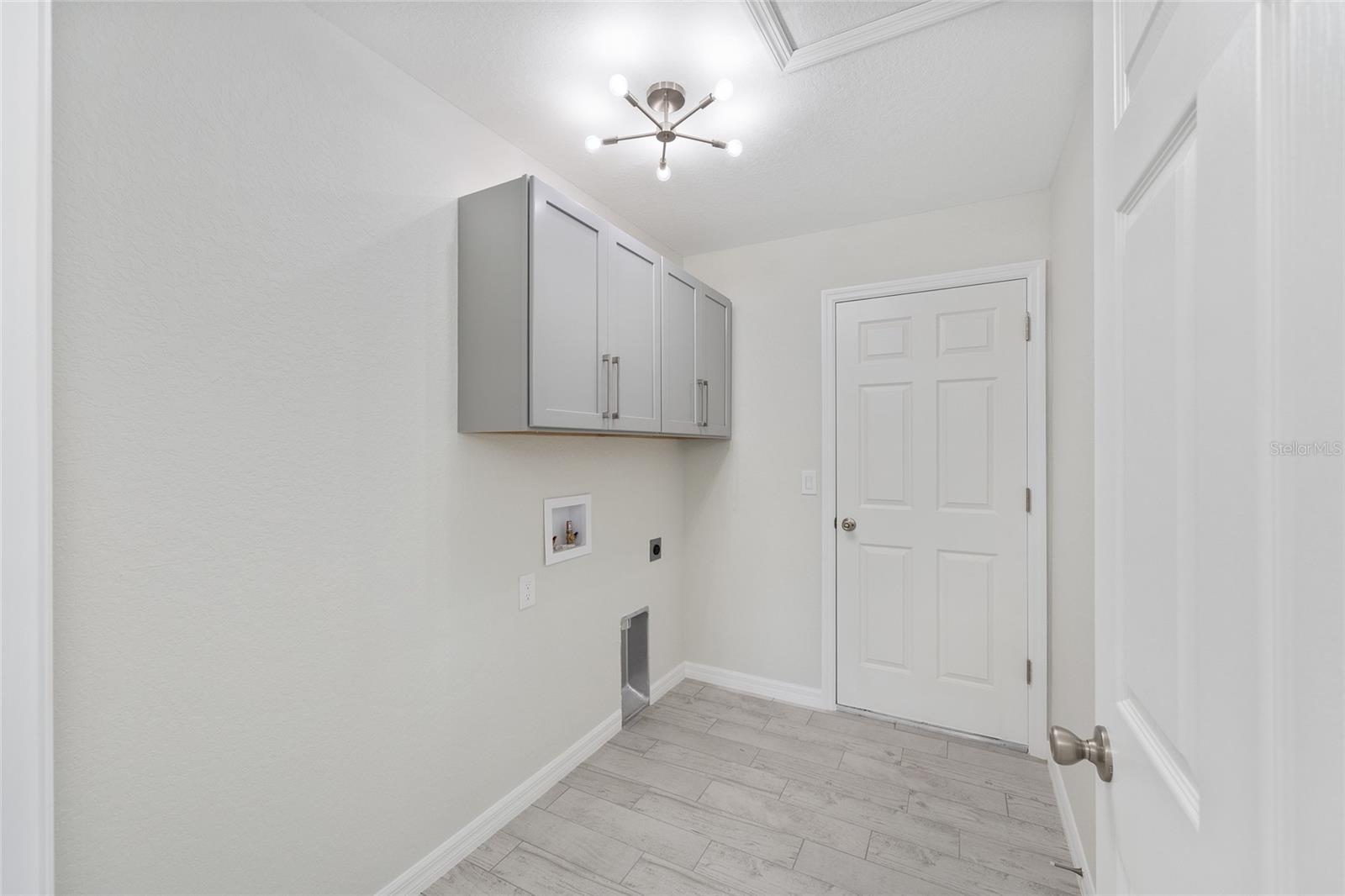 SILVER SPGS SHORES UN 19 - Residential