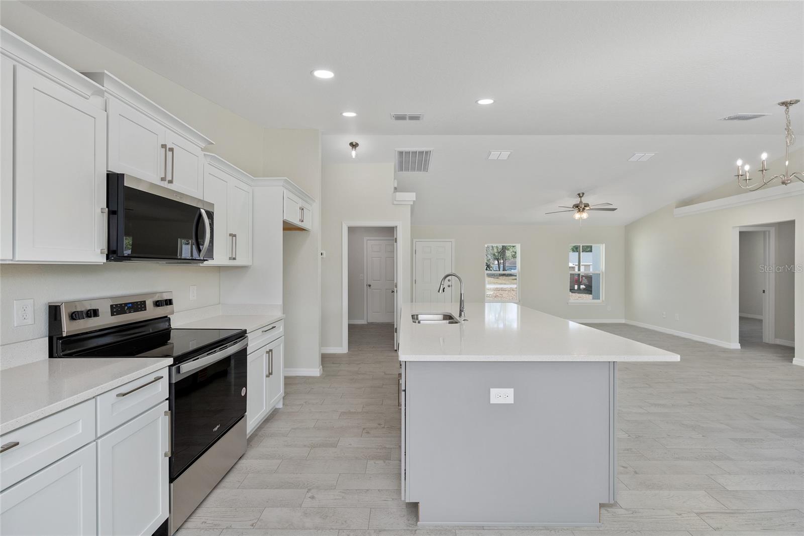 SILVER SPGS SHORES UN 19 - Residential